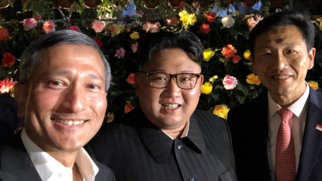 Kim Jong Un pozirao za selfie dok je razgledavao Singapur