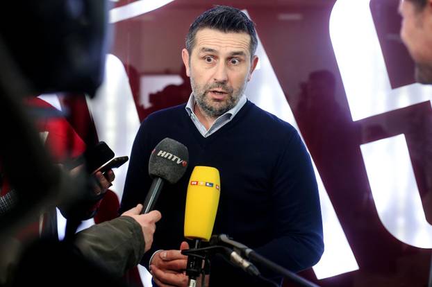 Zagreb: Dinamovci u pogonu tvornice čokolade Kraš