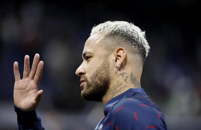 Teški kaos u PSG-u: Neymar pijan dolazi na treninge!?