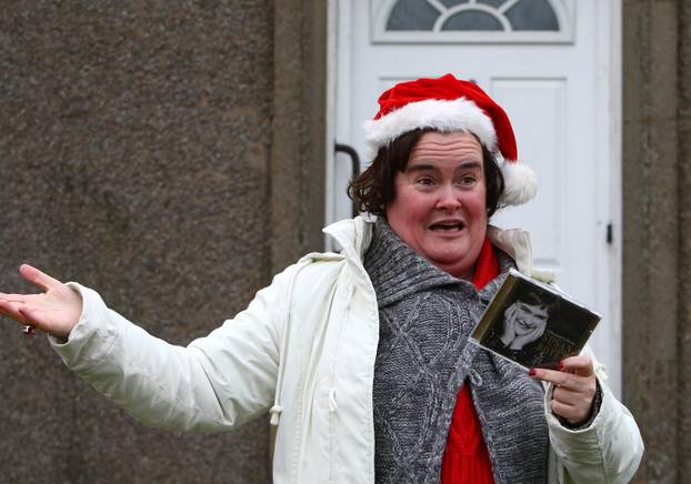 Blackburn: Susan Boyle poput bake Mraz ispred ku?e potpisivala svoj CD