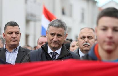 Nakon kninske zastave htjeli su prisvojiti i žrtvu Vukovara