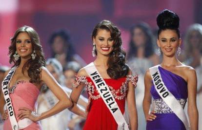Venezuelka Miss Universe, Miss Kosova druga pratilja 