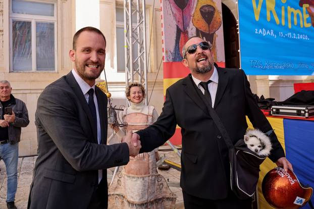 Zadar: Maškare preuzele ključ Grada
