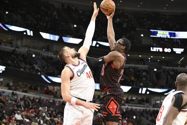NBA: Los Angeles Clippers at Chicago Bulls