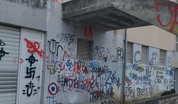 ODVRATNO! Zid mržnje na 'Putu mira': Ovo su ulice u Solinu i Splitu. Pune nacističkih znakova
