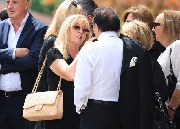 Zagreb: Posljednji ispraćaj Luce Mamić, majke Stojana, Zdravka i Zorana Mamića