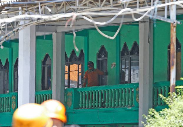 Rescue continues on collapsed Islamic school building in Sidoarjo, East Java province