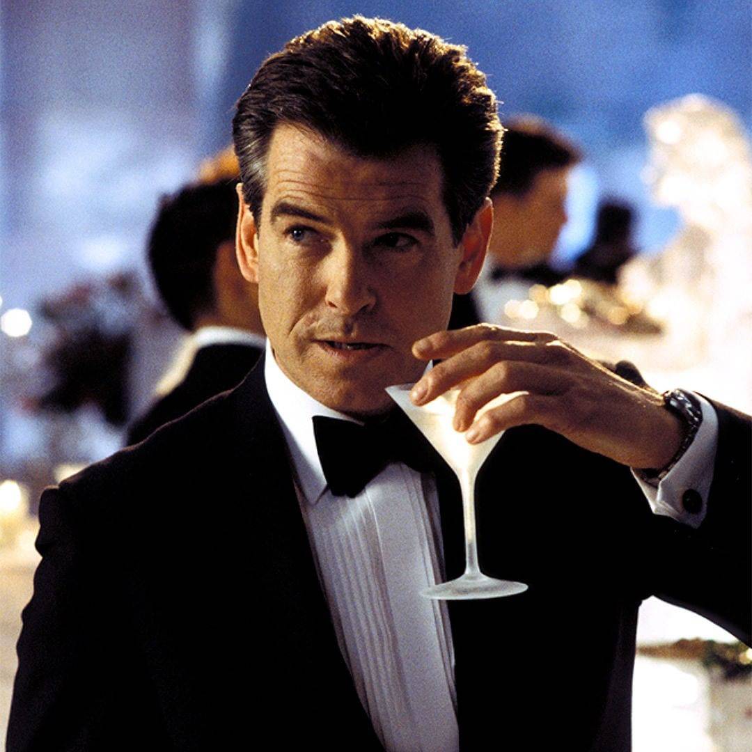 Agent 007 bio je na Mjesecu, u ratu s Rusima, igrao poker i pio martini, a ured je uvijek bio isti