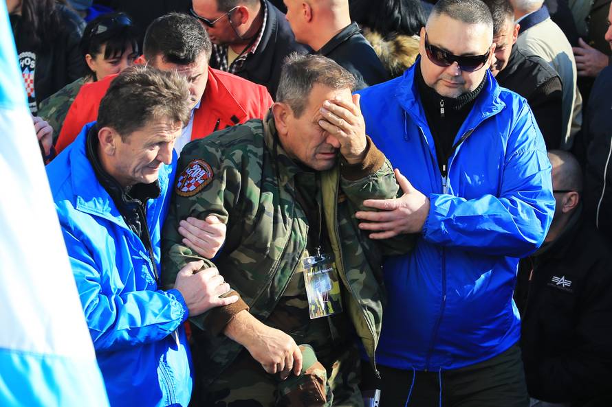 Hrvatska se danas u Vukovaru poklonila nevinim žrtvama