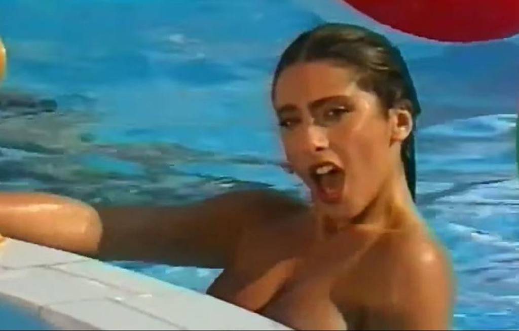 Sjećate li se Sabrine? 80-ih je bila seks simbol, a u 55. godini i dalje zavodi golim grudima