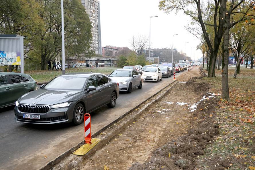 Zagreb: Oko Vjesnika radovi i gužve