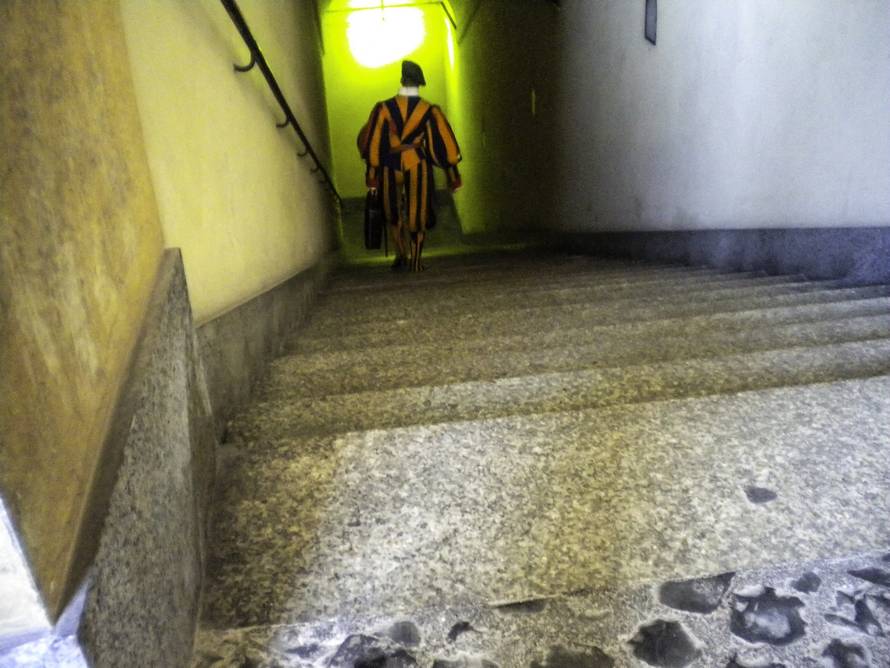 Exclusive photos of the hidden rooms inside the Sistine Chapel in Vatican - Archive