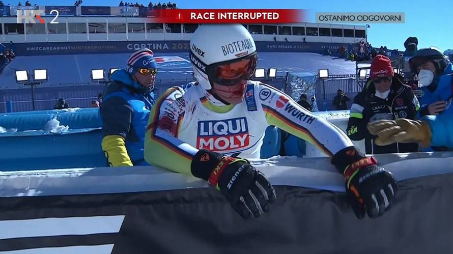 Pogledajte stravičan pad zbog kojeg je prekinuta utrka na SP-u