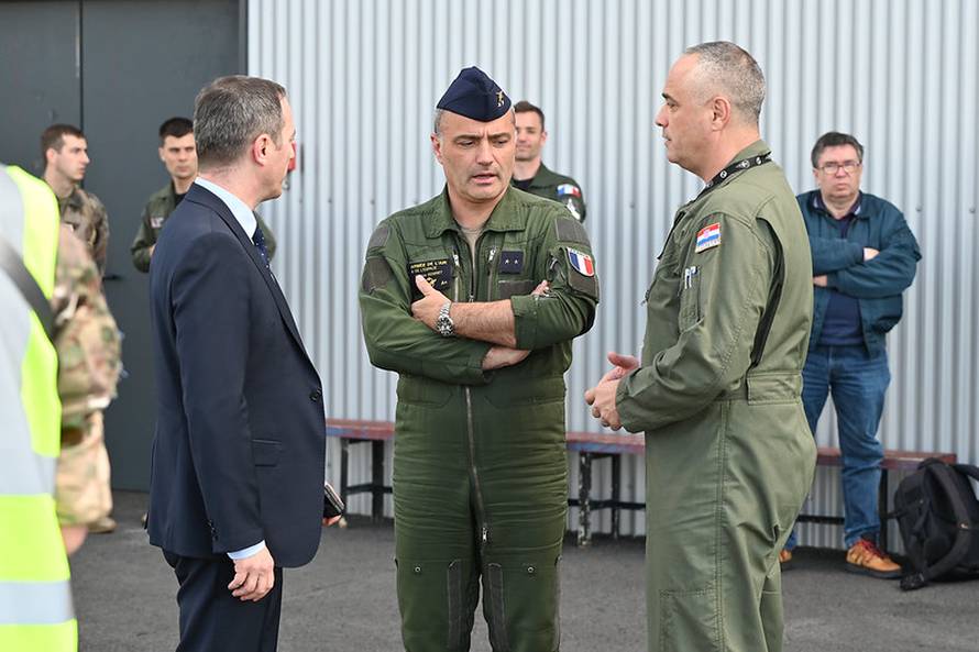 Piloti naših Rafalea prvi put u letu točili gorivo iznad Hrvatske