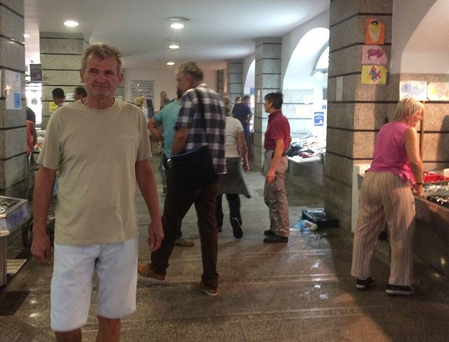 Šok na ribarnici: Prodavačicu i kćer zalila solnom kiselinom