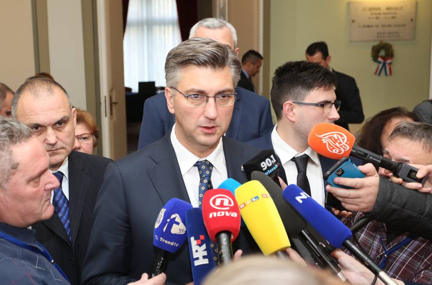 Karlovac: Izjave za medije nakon sjednice Vlade