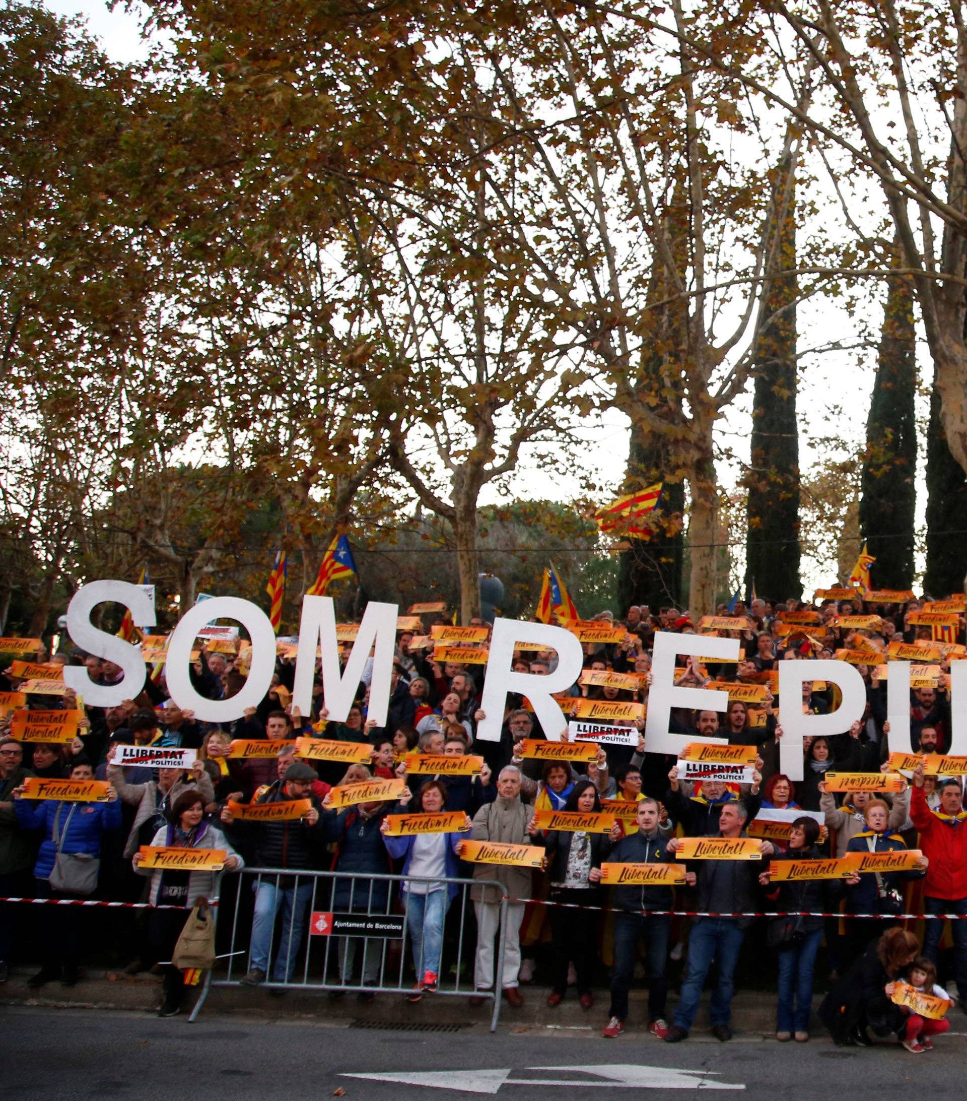 Protesters take part in a demonstration called by pro-independence asociations asking for the release of jailed Catalan activists and leaders, in Barcelona