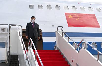 Xi stigao u Kazahstan, to mu je prvo putovanje u inozemstvo nakon više od dvije i pol godine