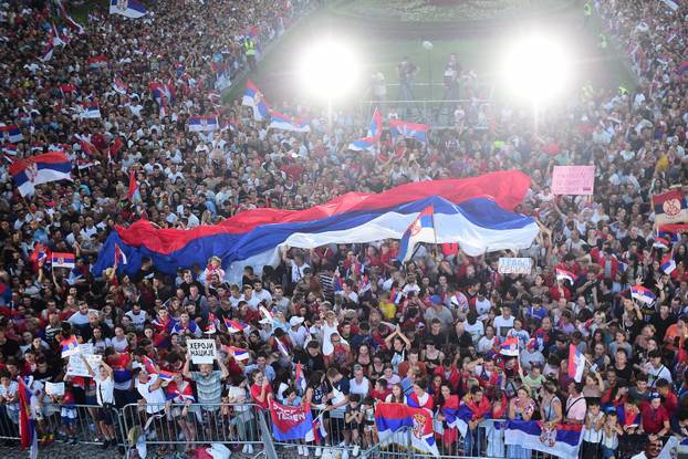 Beograd: Ispred Skupštine grada Beograda organiziran svečani doček srpskih olimpijaca