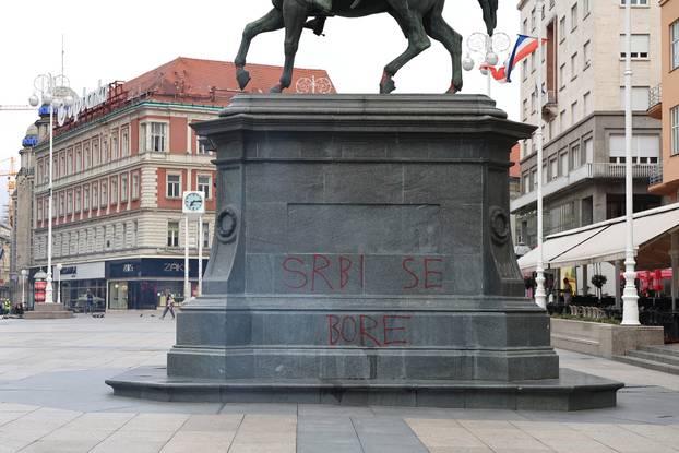 Zagreb: Na spomeniku banu Jelačiću osvanuo natpis "Srbi se bore, a mi?"