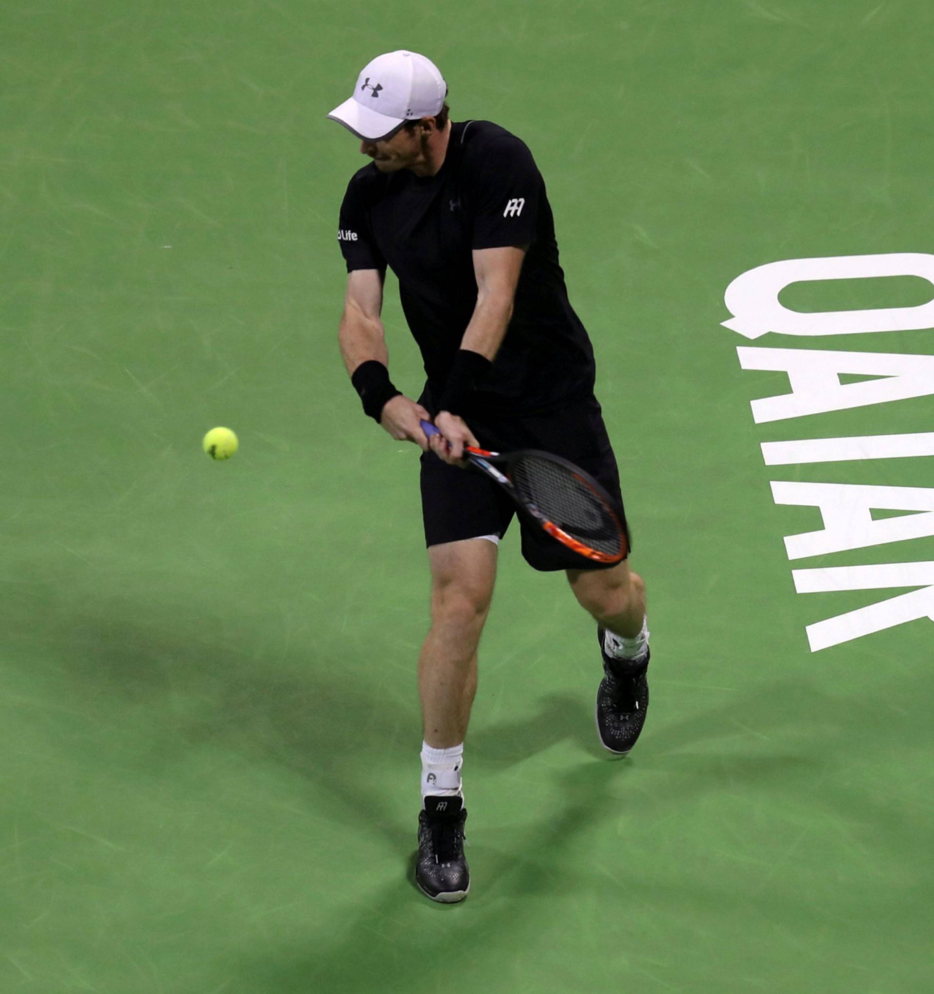 Tennis - Qatar Open - Men's singles semi-finals - Andy Murray of Britain v Tomas Berdych of Czech Republic
