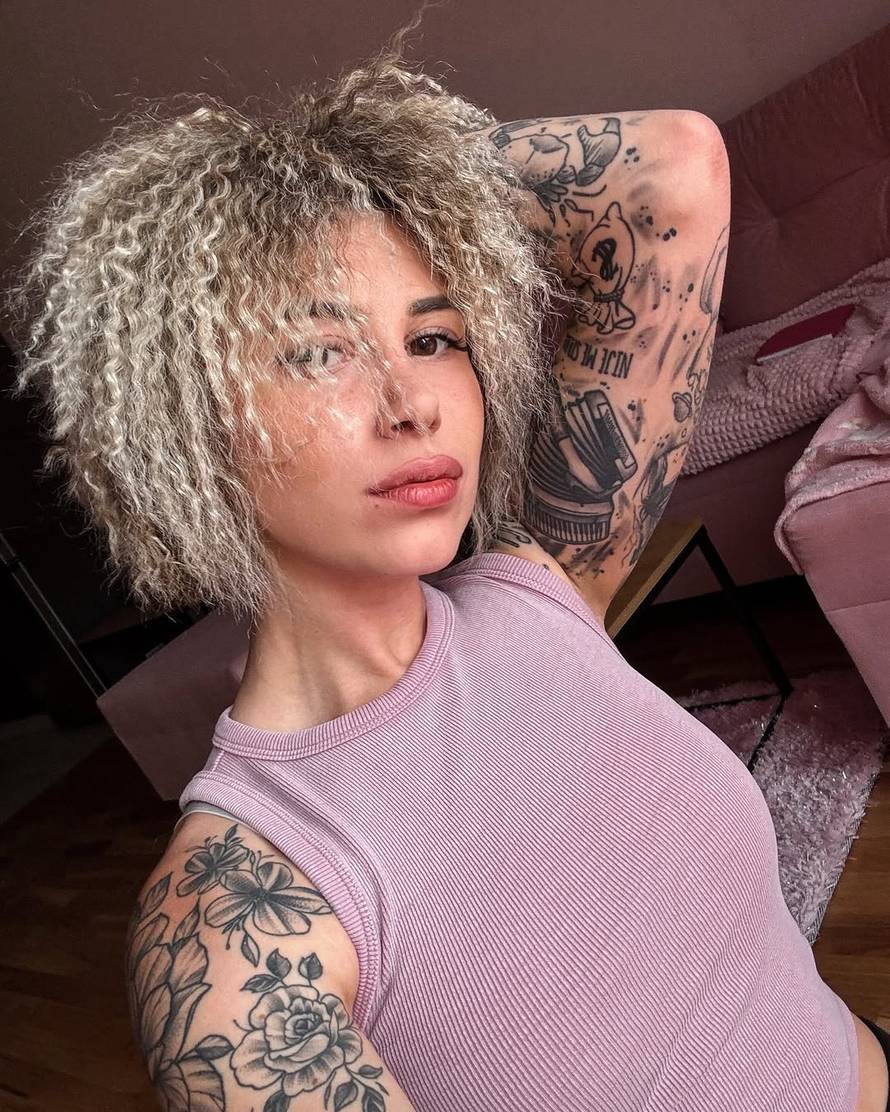 Stela Rade u bolnici uoči Dore: 'Imala sam operaciju...'