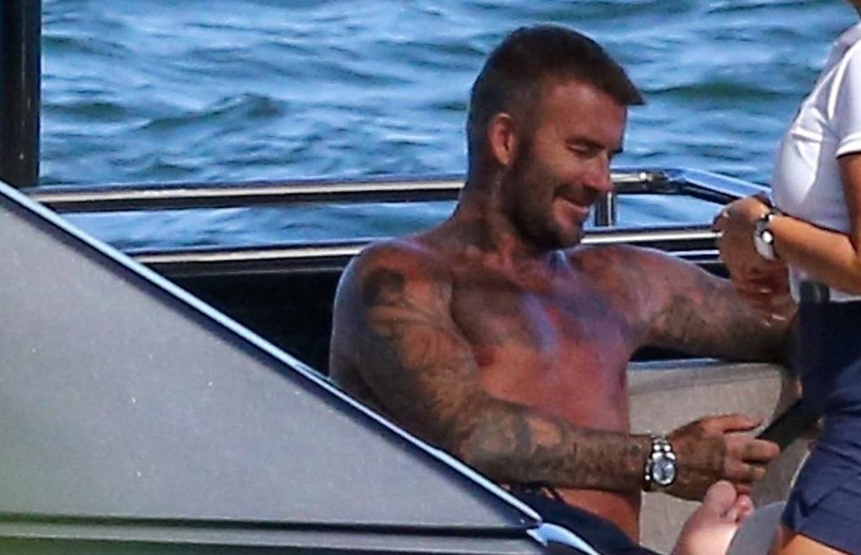 David Beckham ležao bez majice na jahti, a ženi koja ga je služila se smiješio: Što će reći Victoria?