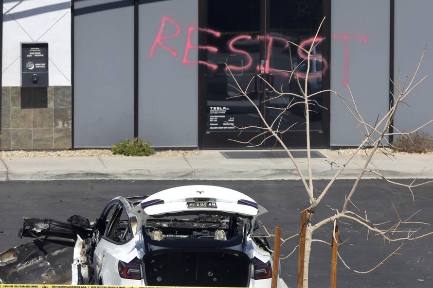 Musk Tesla Vandalism