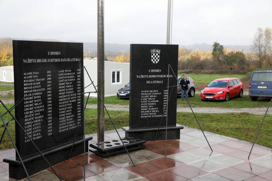 Odavanje počasti žrtvama: Predsjednik Milanović u Sisačko-moslavačkoj županiji