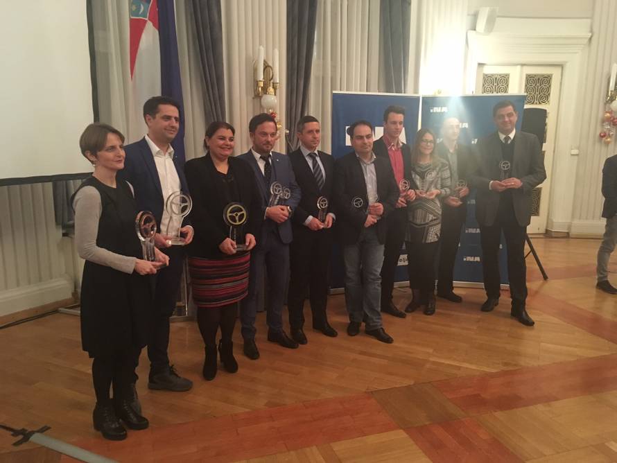 Zasluženo ispred svih ostalih:  Peugeot 3008 je HR auto 2017