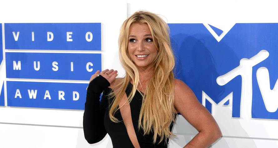 Britney Spears allegedly hit by security guard