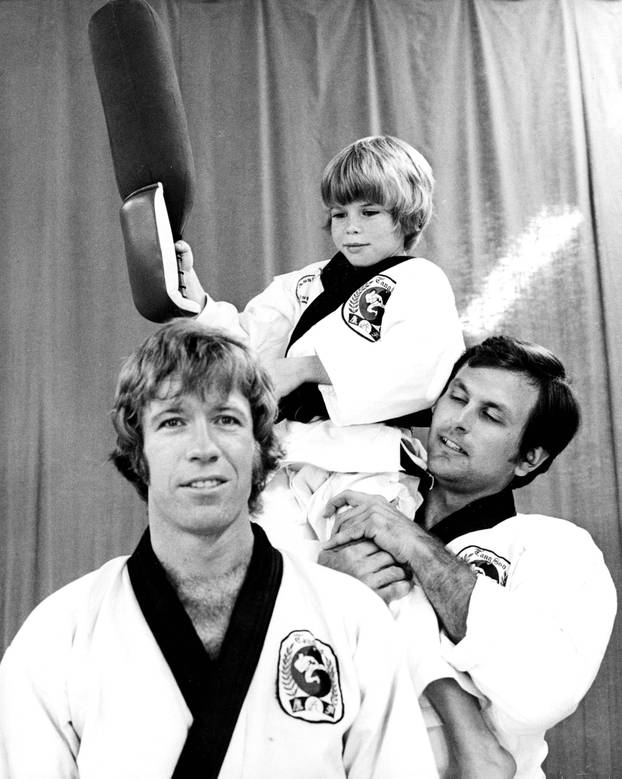 CHUCK NORRIS FLATBEDS