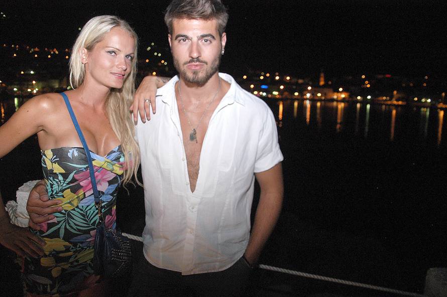 Nemeš  je drastično promijenio imidž: Ima dugu kosu i bradu