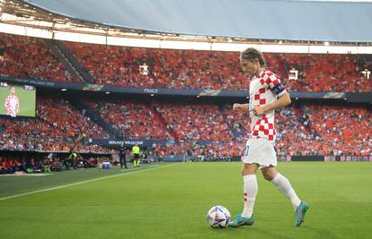 Modrićev dres s utakmice protiv Nizozemske prodan za 13.000 €