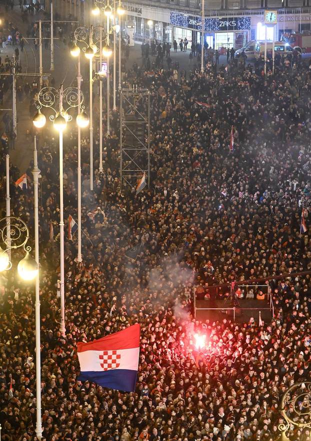 Zagreb: Doček brončanih rukometaša, pogled iz zraka 