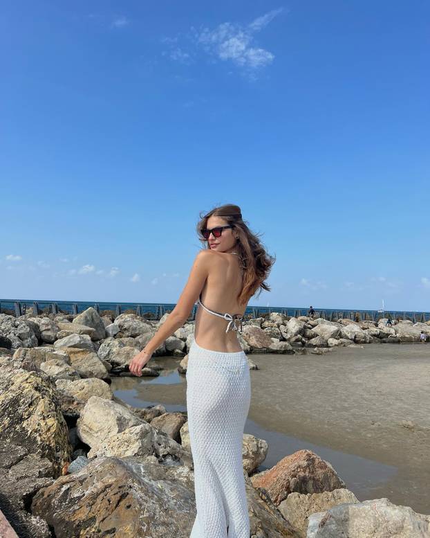 FOTO 'Trogirska Heidi Klum' na Poljudu: Voli Hajduk i brze aute, a zavidi joj i Victoria Beckham