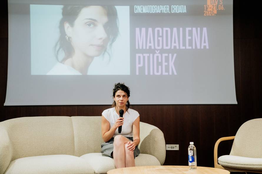 FOTO U ljetnom kinu tražila se ležaljka više: Evo kako je bilo drugog dana Slano Film Daysa