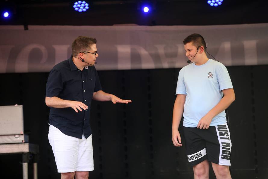 Počeo je peti Chill&Grill: Već prvi dan posjetitelji su uživali u vrhunskoj hrani i odličnoj glazbi