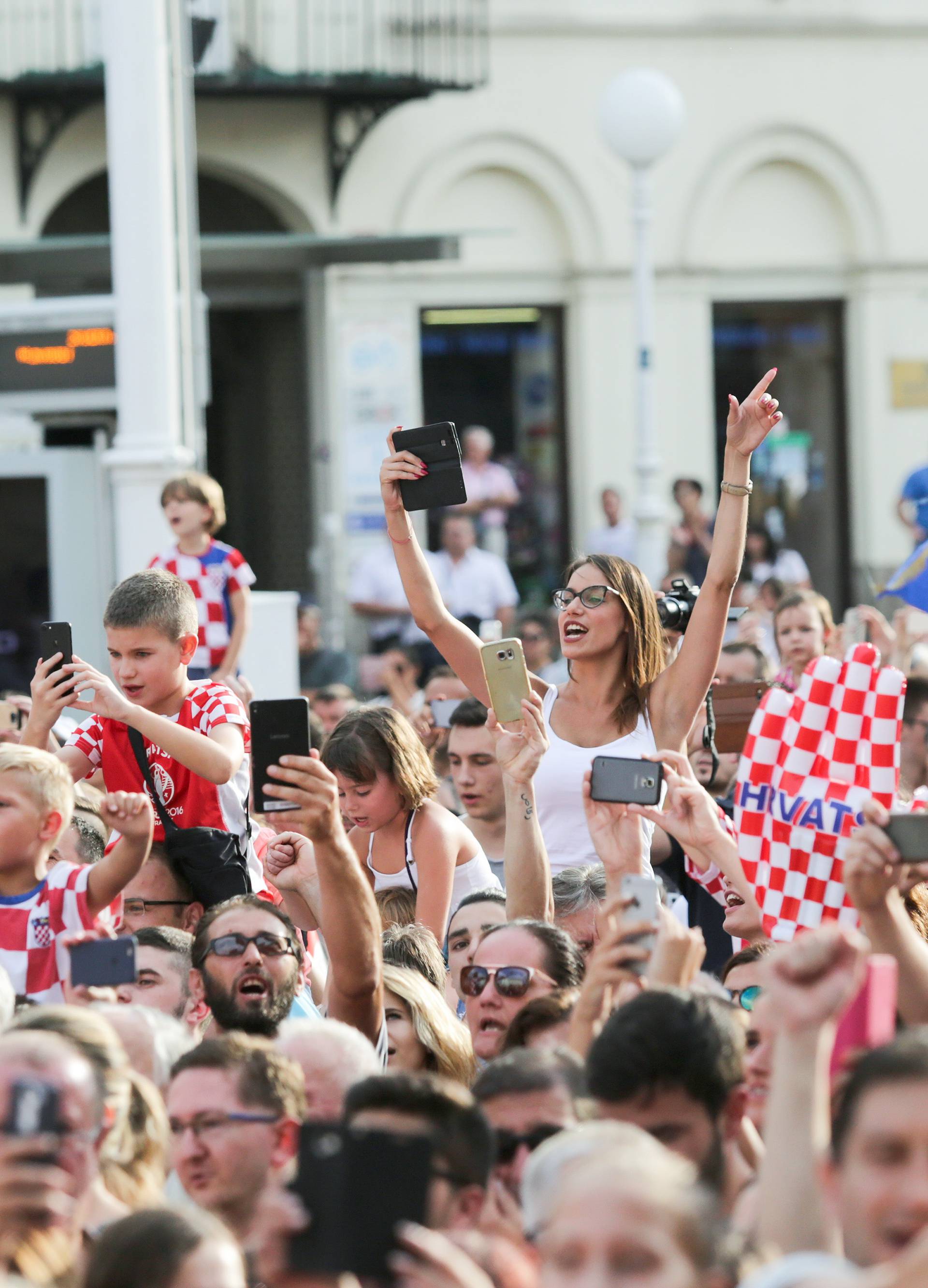 VIDEO: Zlatni su stigli kući, Hrvatska je dočekala prvake