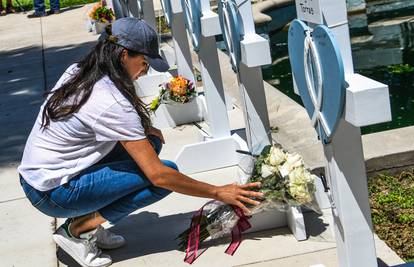 Meghan u Teksasu odala počast žrtvama pucnjave: 'Doputovala je kao majka dati podršku'