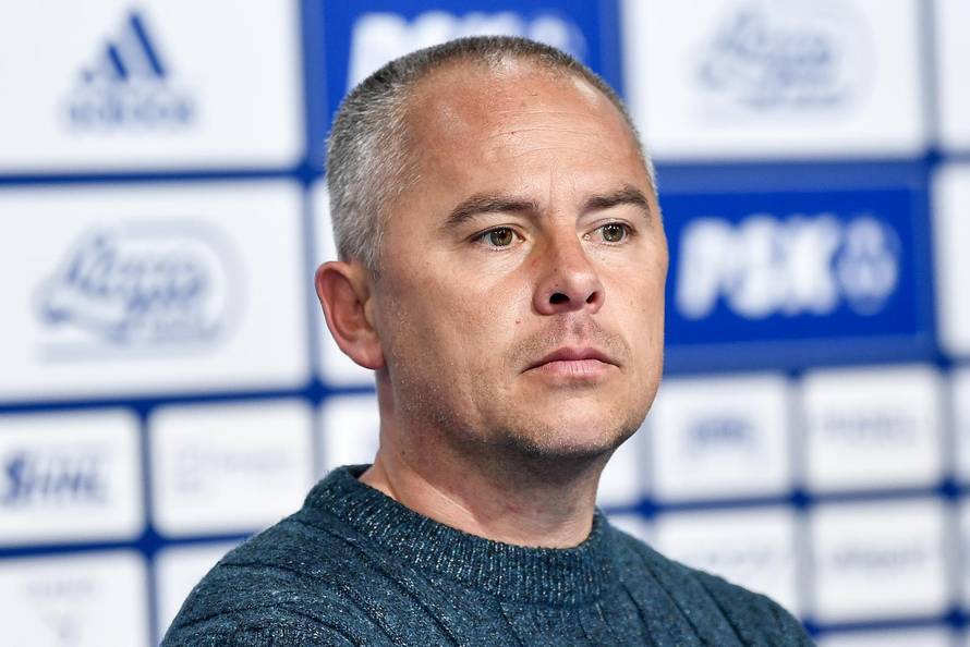 Konferencija za medije nakon utakmice zaostalog 5. kola SuperSport HNL-a između Dinama i Varaždina
