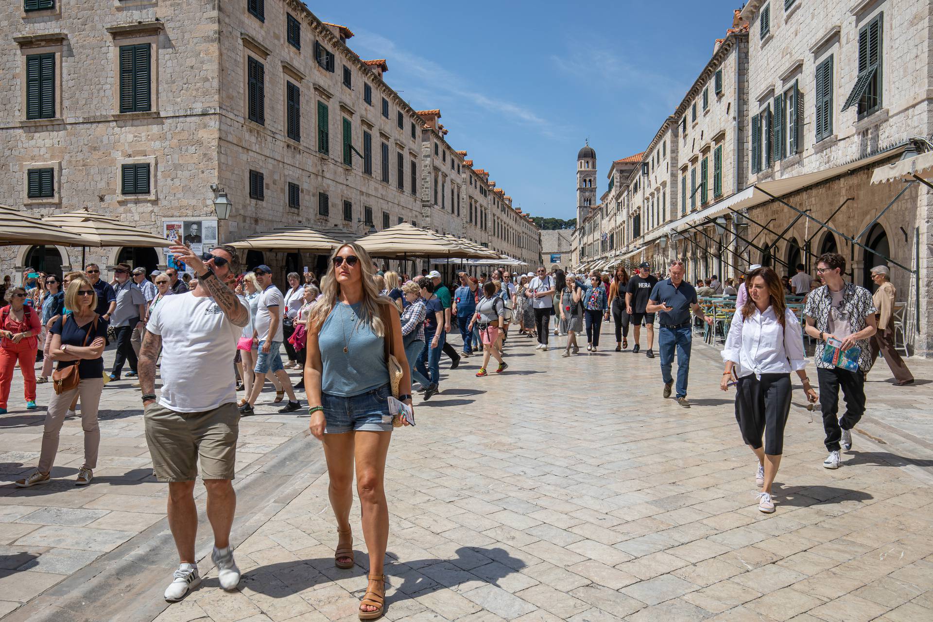 Prava ljetna atmosfera vlada u Dubrovniku