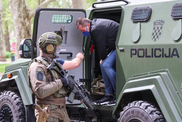 Petar Ćosić i Manuel Vulić Veneno dovedeni su na sud u Zagreb pod jakim mjerama osiguranja