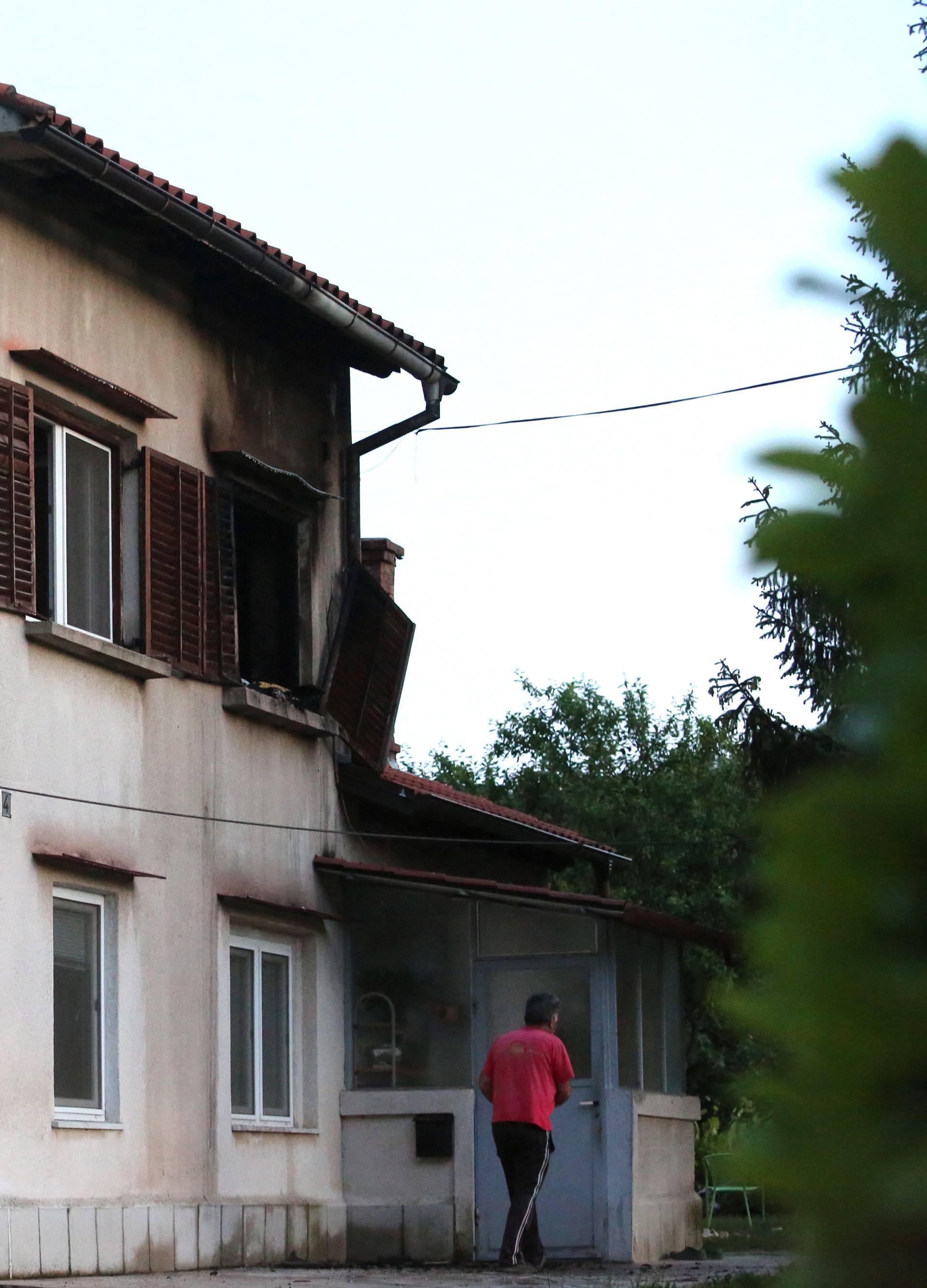 Planula je kuća u blizini Rijeke: Gorjeli su kat i krovište