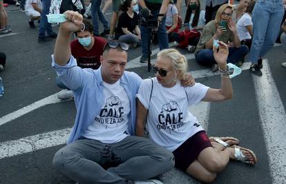 Đurić s majicom 'Ćale' na novom prosvjedu: Borim se za pravdu, nitko se ne smije ljutiti na istinu