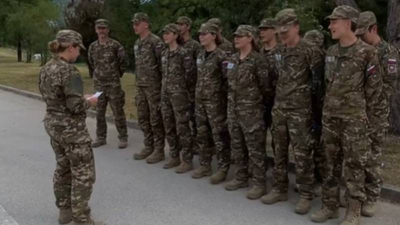 VIDEO Slovenska vojska pravi je hit na TikToku: 'Baš su cakani'
