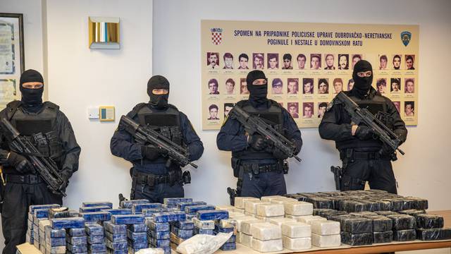 Velika akcija policije i USKOK-a: Razbili su lanac krijumčara 1.5 tona kokaina iz Južne Amerike