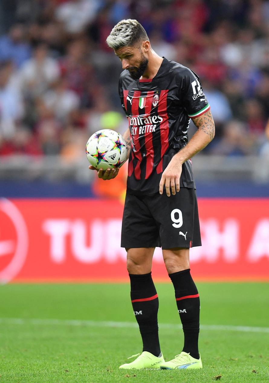 Champions League - Group E - AC Milan v Dinamo Zagreb