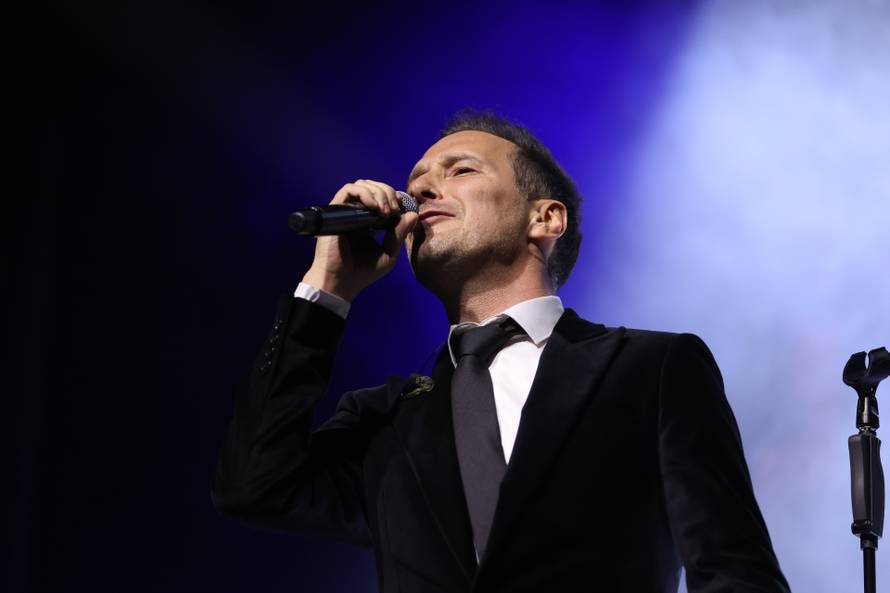 Prvi solistički koncert Peđa Jovanović održao u MTS dvorani