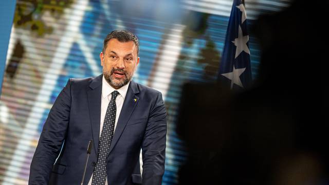 Baerbock receives Bosnian Foreign Minister